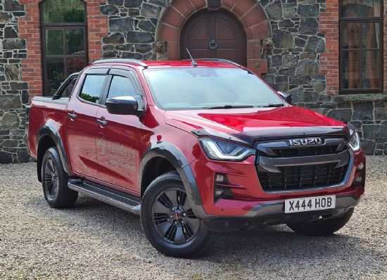 ISUZU D-MAX V-CROSS **AVAILABLE TO ORDER FOR 2022**