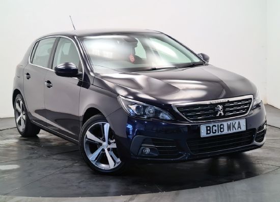 Peugeot 308 1.2 130HP ALLURE S/S **PANORAMIC GLASS ROOF**